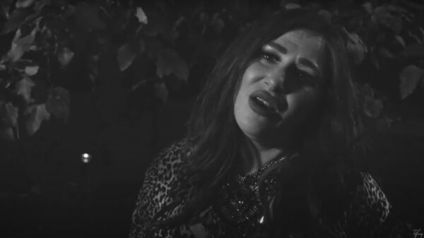 Watch The New Tiffany Video For "You're My Everything" From Her New Album "Shadows"