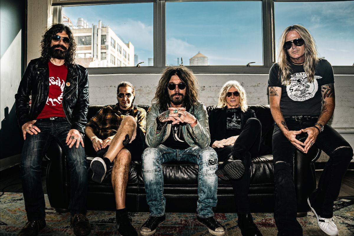 John Corabi Returns To The Dead Daisies And Will Release Best Of Album