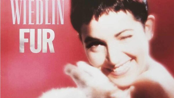 The Go-Gos Jane Wiedlin Bares It All In New Photo On Her 65th Birthday