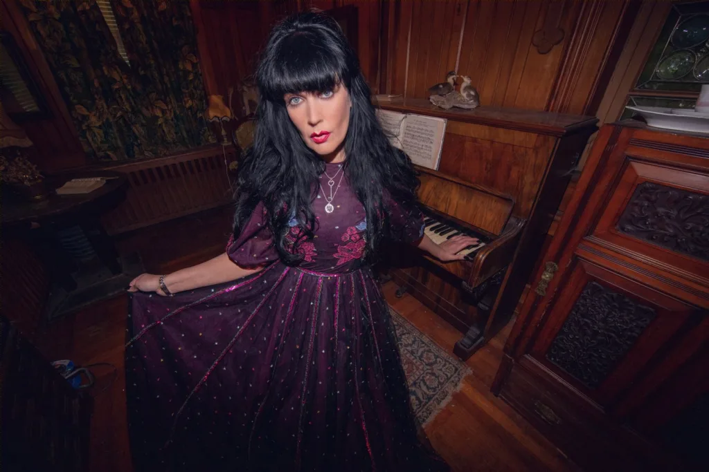 “Dark Visionary Brocarde Debuts Chilling ‘Feed My Soul’ Music Video”Featuring Ray Luzier of Korn