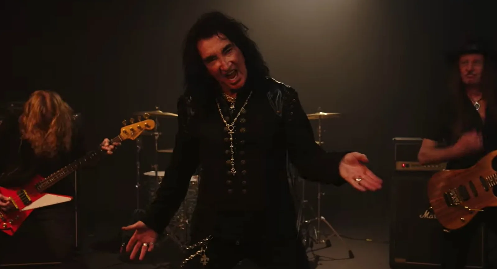 Whitesnake, MSG, Dokken and Mr. Big Members (Black Swan) Release New Video For “If I Was King”