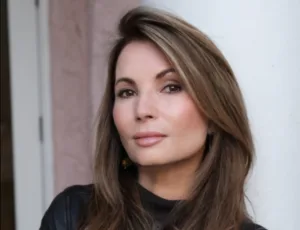 Robin Beck Releases "Living Proof" Video