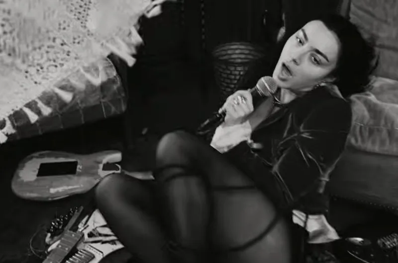 Charli xcx Goes "Rock Music" In New Video