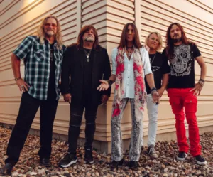 Hear Tesla Cover Queen With "Spread Your Wings"