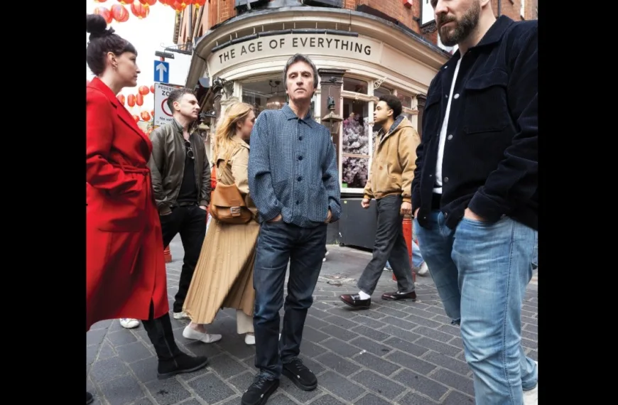 The Smiths Guitarist Johnny Marr Releases "Spin"