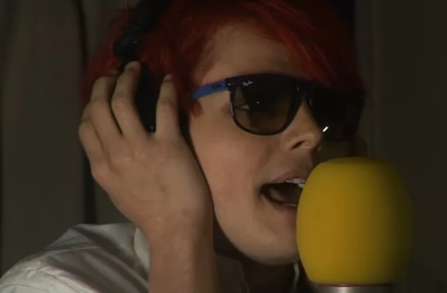 Watch My Chemical Romance Perform "Common People"