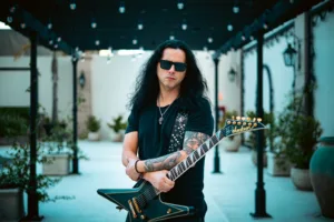 Former Ozzy Guitarist Gus G. Releases "Confession" Video
